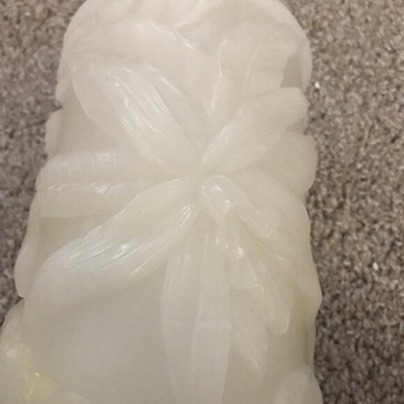 "The Amazing Flameless Candle" Battery Operated Unscented Wax Candle.6"x4" - Picture 2 of 2